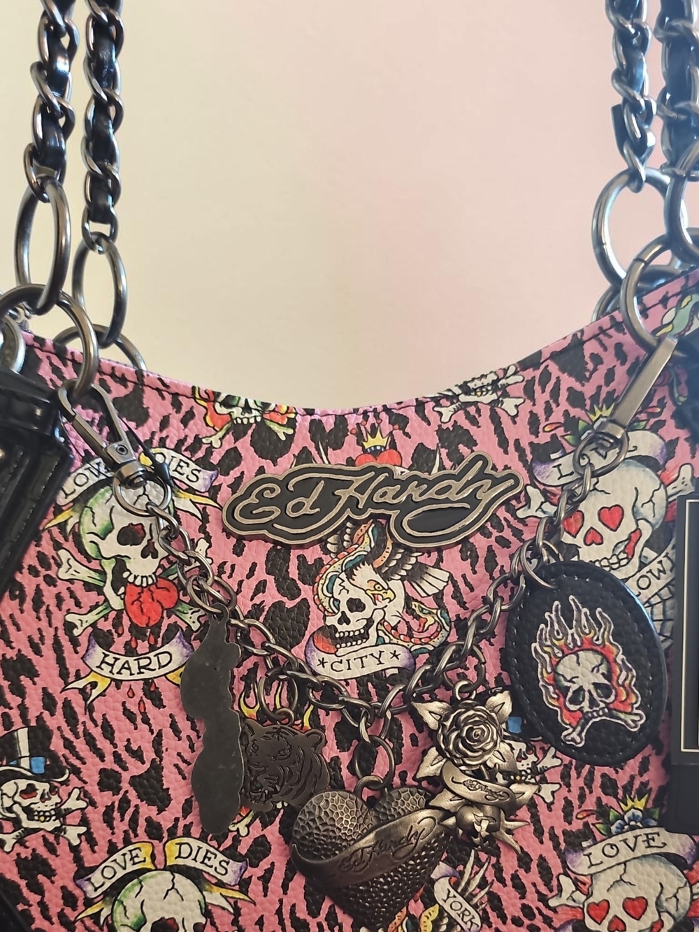 Nwt Ed Hardy Pink Skull Print Shoulder Bag - Picture 3 of 5